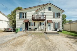 7 Rue Ste-Julie E.  Saint-André-Avellin, QC J0V 1W0