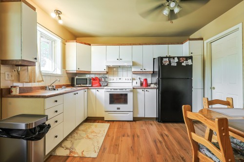 Cuisine - 7 Rue Ste-Julie E., Saint-André-Avellin, QC - Indoor Photo Showing Kitchen