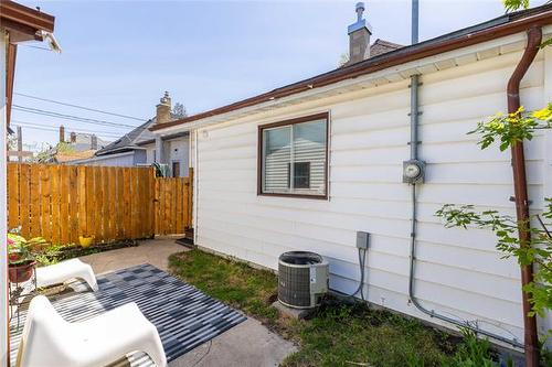 607 Boyd Ave, Winnipeg, MB 