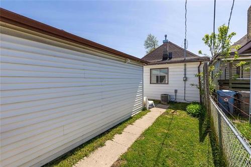 607 Boyd Ave, Winnipeg, MB 