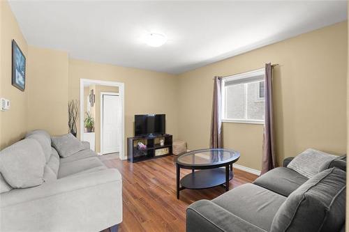 607 Boyd Ave, Winnipeg, MB 