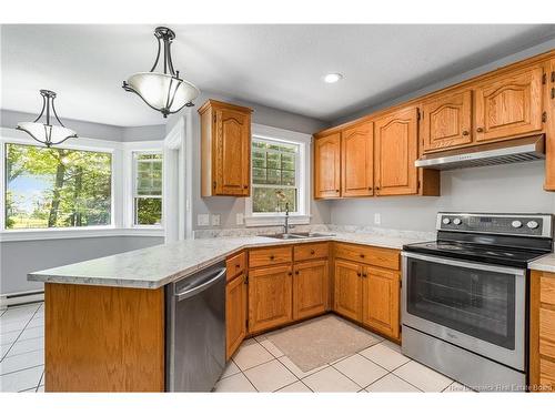 23 Dora Dr, Fredericton, NB 