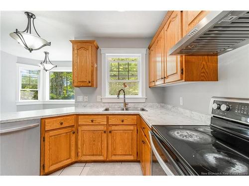 23 Dora Dr, Fredericton, NB 