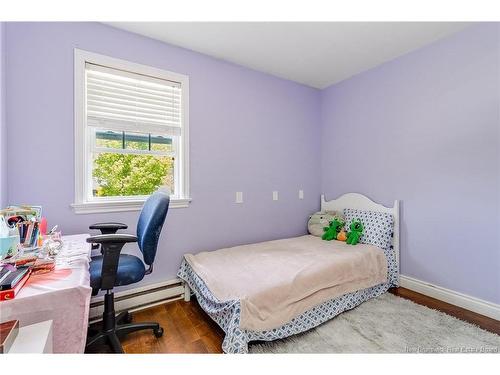 23 Dora Dr, Fredericton, NB 