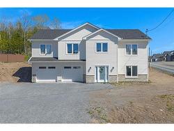 141 Montana DR Quispamsis, NB E2E 0W1