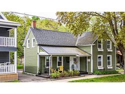 576 Charlotte ST  Fredericton, NB E3B 1M2