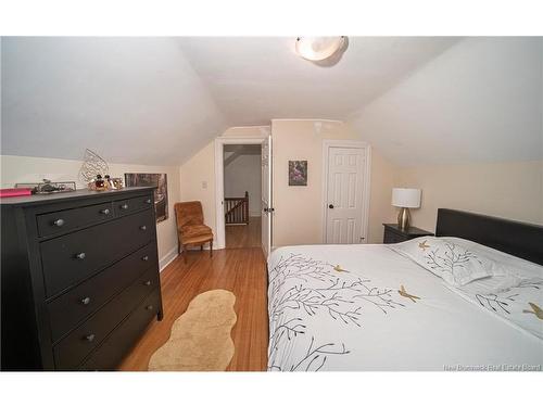 576 Charlotte St, Fredericton, NB 