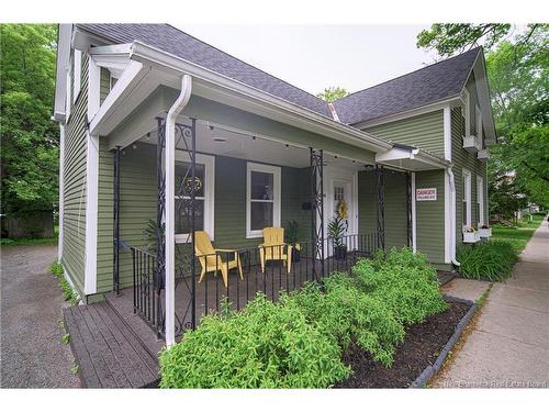 576 Charlotte St, Fredericton, NB 