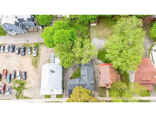 576 Charlotte St, Fredericton, NB 