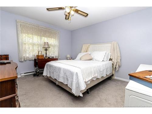 96 Lakeview Ave, Charters Settlement, NB 