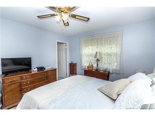 96 Lakeview Ave, Charters Settlement, NB 