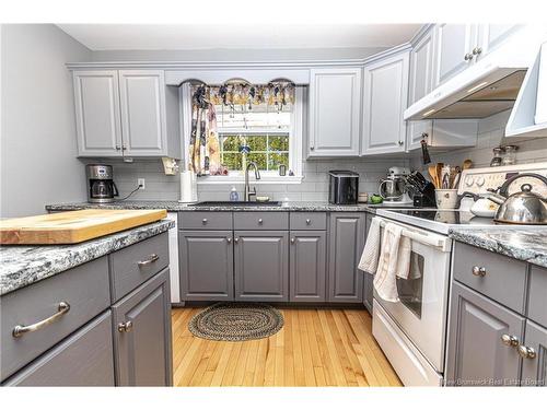 96 Lakeview Ave, Charters Settlement, NB 