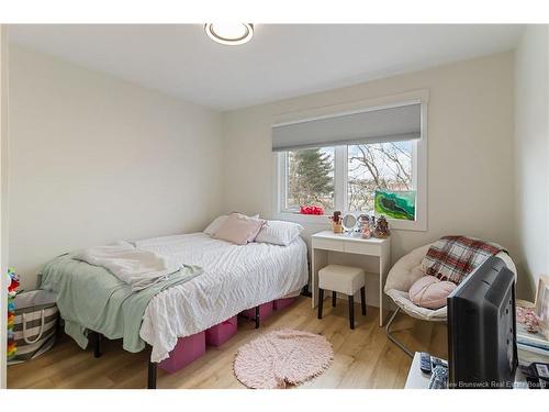 80 Ealey Cres, Riverview, NB 