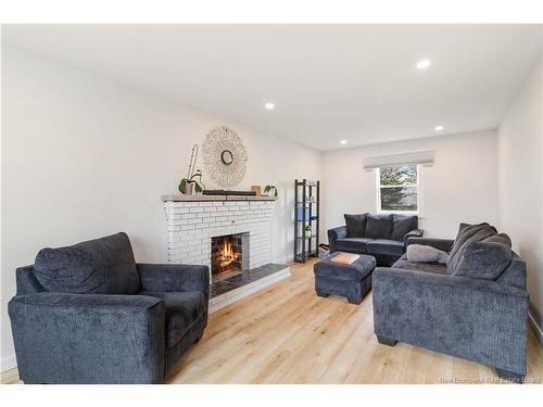 80 Ealey Cres, Riverview, NB 