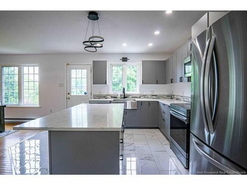 205 Kimble Dr, Fredericton, NB 