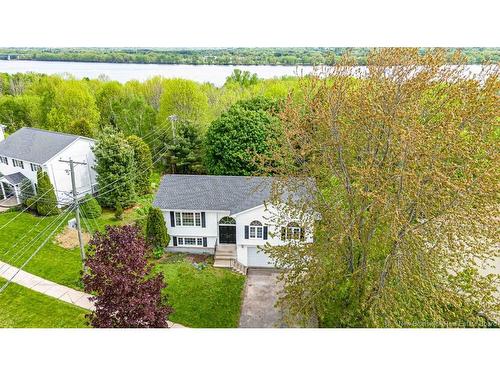 205 Kimble Dr, Fredericton, NB 