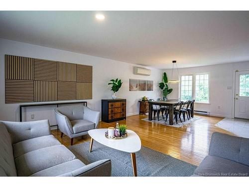 205 Kimble Dr, Fredericton, NB 