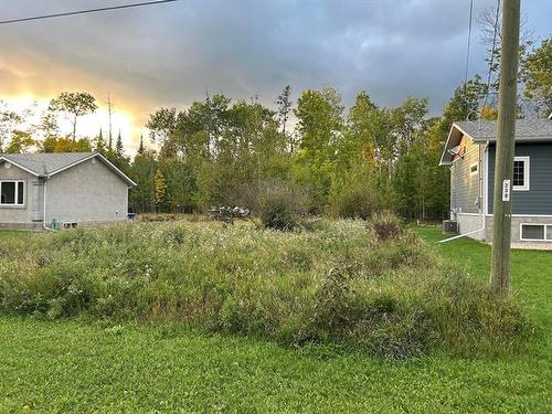 49 Cameron Rd, Pinawa, MB 