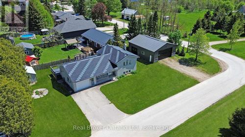 11 JAMES STREET W  Minto, ON N0G 1M0