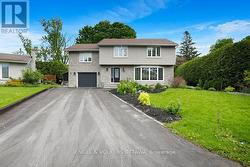 23 BISCAYNE CRESCENT Ottawa, ON K2E 5R9