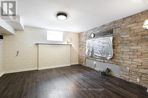 23 Biscayne Crescent, Ottawa, ON - Indoor Photo Showing Other Room