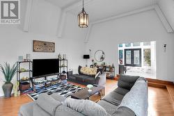 GREAT ROOM - 