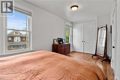 260 Stinson Crescent, Hamilton, ON - Indoor Photo Showing Bedroom