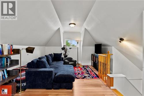 260 Stinson Crescent, Hamilton, ON - Indoor Photo Showing Other Room