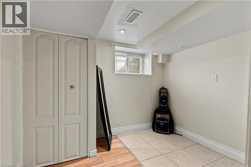 260 Stinson Crescent, Hamilton, ON - Indoor Photo Showing Other Room