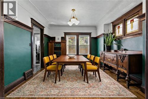 Virtual Staging - 260 Stinson Crescent, Hamilton, ON - Indoor Photo Showing Dining Room