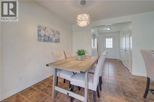 465 Colt Street, Waterloo, ON - Indoor Photo Showing Dining Room
