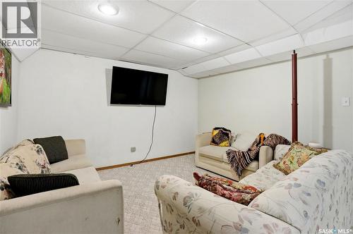 1204 Boehm Bay N, Regina, SK - Indoor