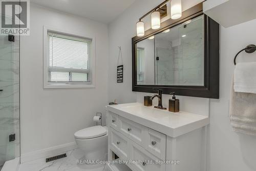 50 Leonard Road, Tiny, ON - Indoor Photo Showing Bathroom