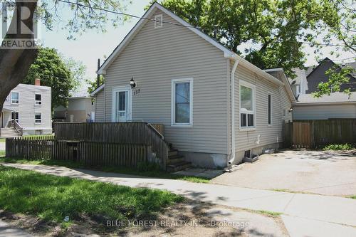 175 DAVIS STREET  Sarnia, ON N7T 1A5