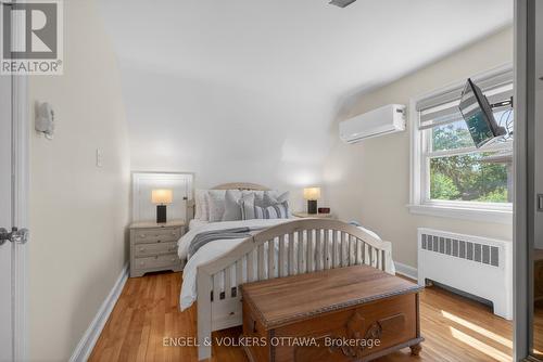 1396 Micmac Street, Ottawa, ON - Indoor Photo Showing Bedroom