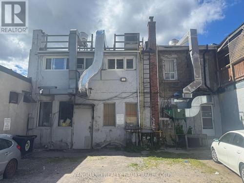 27 Dunlop Street W, Barrie, ON 
