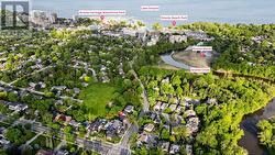 285 BRONTE ROAD Oakville, ON L6L 3C5