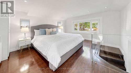 285 Bronte Road, Oakville, ON - Indoor Photo Showing Bedroom