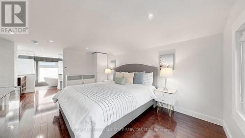 285 Bronte Road, Oakville, ON - Indoor Photo Showing Bedroom