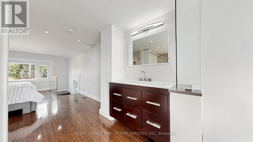 285 Bronte Road, Oakville, ON - Indoor Photo Showing Bathroom