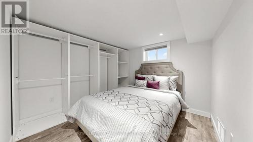 285 Bronte Road, Oakville, ON - Indoor Photo Showing Bedroom