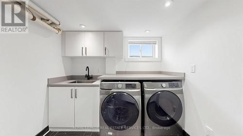 285 Bronte Road, Oakville, ON - Indoor Photo Showing Laundry Room