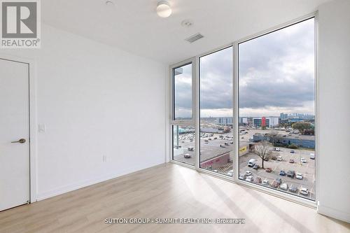 801 - 1195 The Queensway Street, Toronto, ON - Indoor Photo Showing Other Room