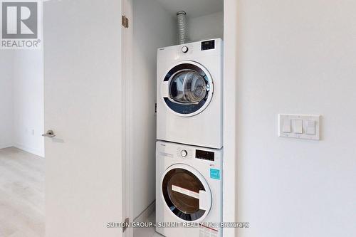 801 - 1195 The Queensway Street, Toronto, ON - Indoor Photo Showing Laundry Room