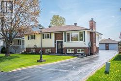 53 Macmurray AVE Sault Ste. Marie, ON P6A 6C2