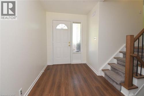 740 Hyde Road, Burlington, ON - Indoor Photo Showing Other Room