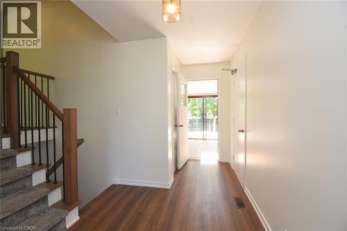740 Hyde Road, Burlington, ON - Indoor Photo Showing Other Room