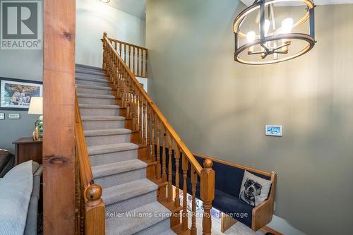 14 Oneida Crescent, Tiny, ON - Indoor Photo Showing Other Room