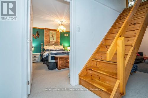 14 Oneida Crescent, Tiny, ON - Indoor Photo Showing Other Room
