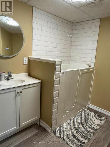 14 Oneida Crescent, Tiny, ON - Indoor